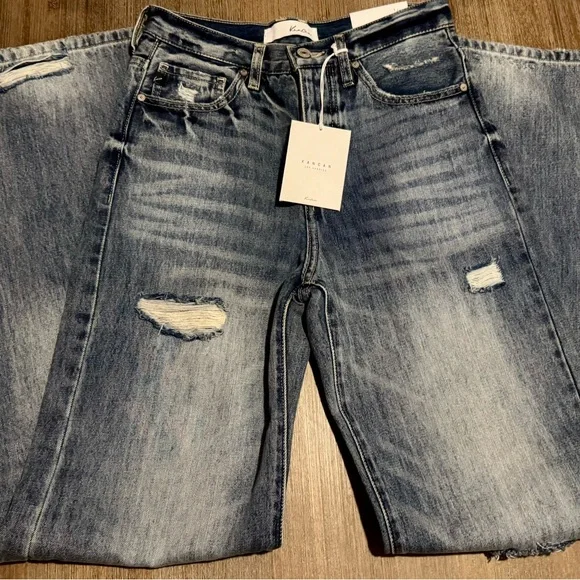 KanCan Distressed Blue Straight Jeans - Picture 4 of 6